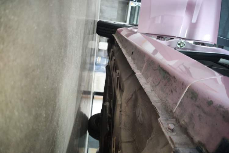 Used SOL E10X 2021 302 km Range Fashion Edition 31.4 kWh Right Side Sill
