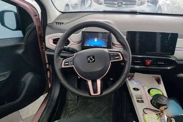 Used SOL E10X 2021 Jimei Edition 302km Fashionable Model Steering Wheel