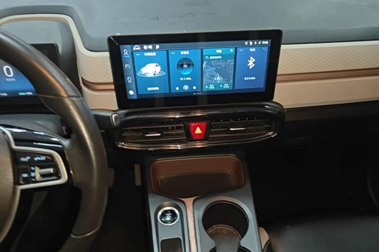 Used SOL E10X 2021 Jimei Edition 302km Luxury Model Audio And AC Panel
