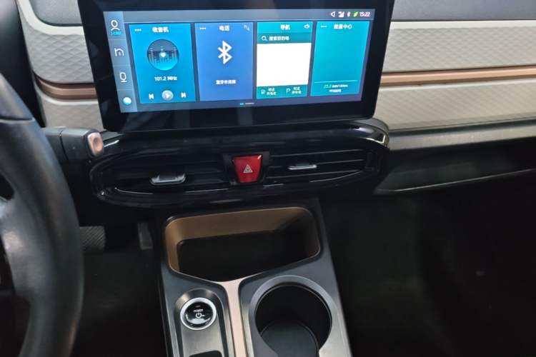Used SOL E10X 2021 302 km Range Luxury Version 31.4 kWh Audio And AC Panel