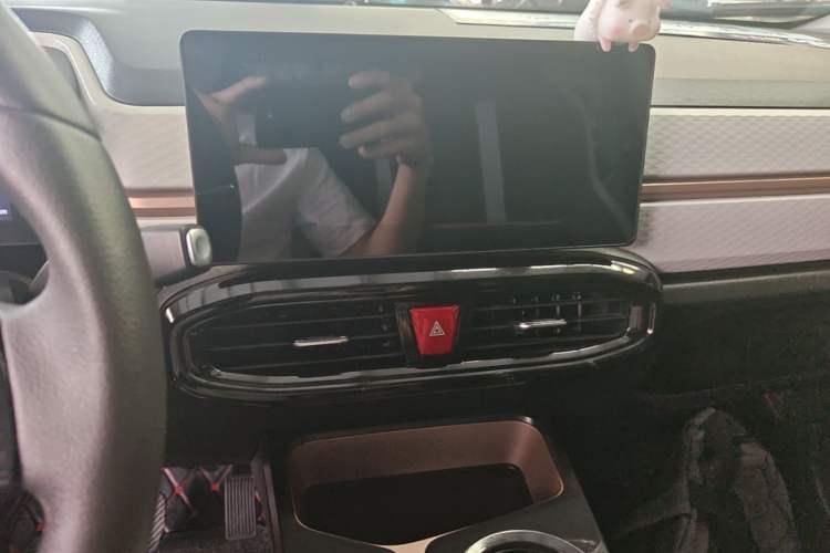 Used SOL E10X 2021 Jimei Edition 302km Fashionable Model Audio And AC Panel
