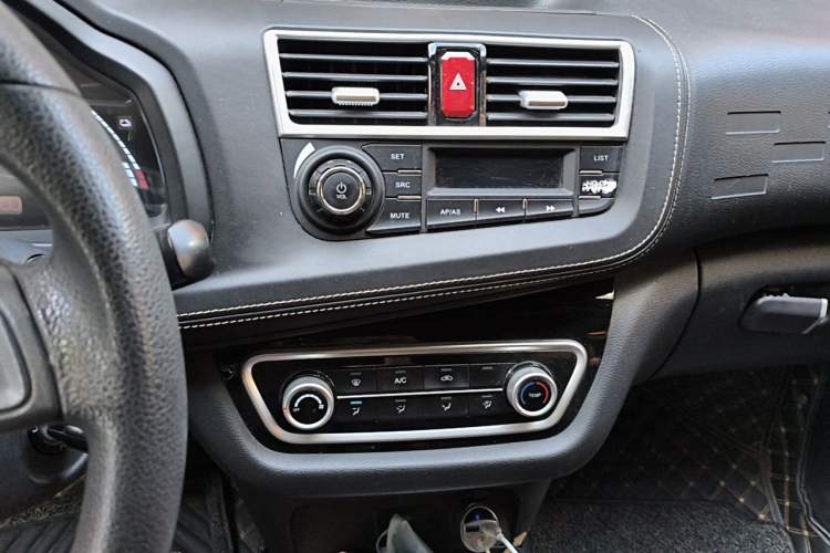Used SOL E10X 2021 200km Classic Type Audio And AC Panel