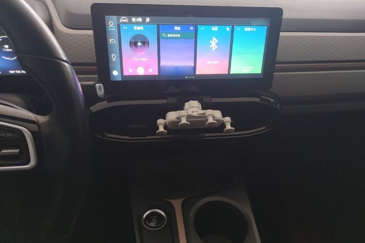 Used SOL E10X 2021 302 km Range Luxury Version 31.4 kWh Audio And AC Panel