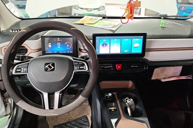 Used SOL E10X 2021 Jimei Edition 302km Fashionable Model Center Console