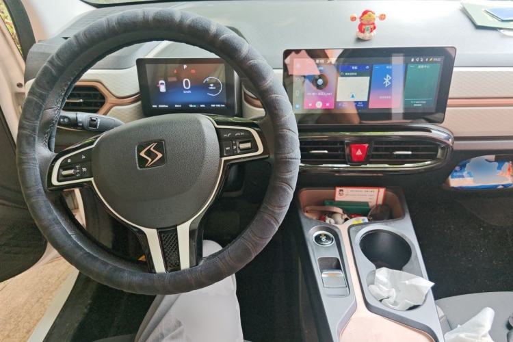 Used SOL E10X 2021 Jimei Edition 302km Fashionable Model Center Console
