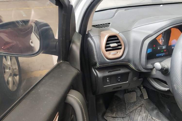 Used SOL E10X 2021 200km Classic Type Driver Seat
