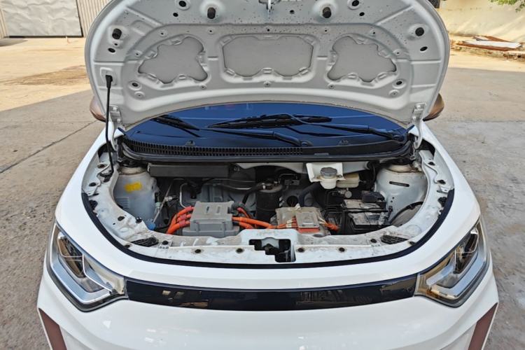 Used SOL E10X 2021 200km Classic Type Engine Bay