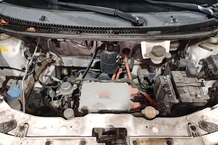 Used SOL E10X 2021 Jimei Edition 302km Fashionable Model Engine Bay