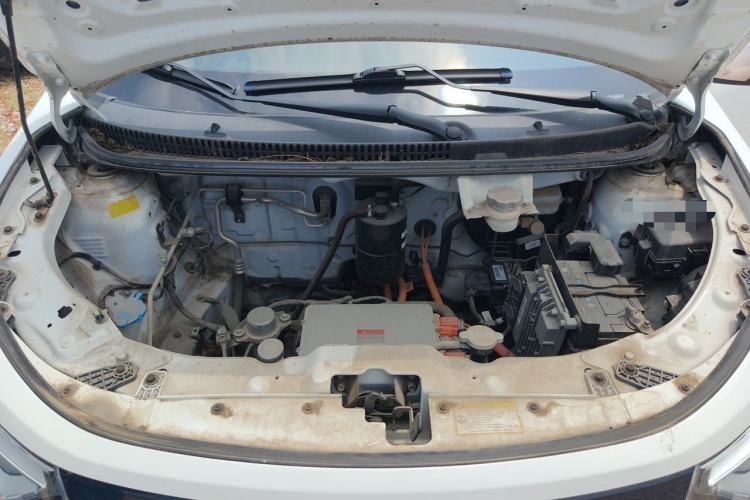 Used SOL E10X 2021 302 km Range Luxury Version 31.4 kWh Engine Bay
