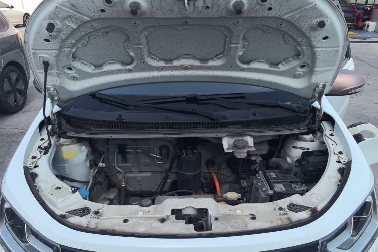 Used SOL E10X 2021 302 km Range Luxury Version 31.4 kWh Engine Bay