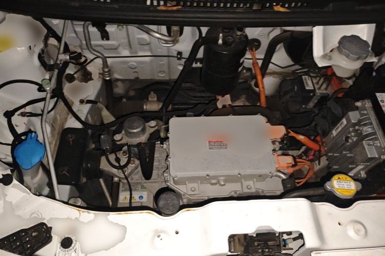 Used SOL E10X 2021 302 km Range Fashion Edition 31.4 kWh Engine Bay