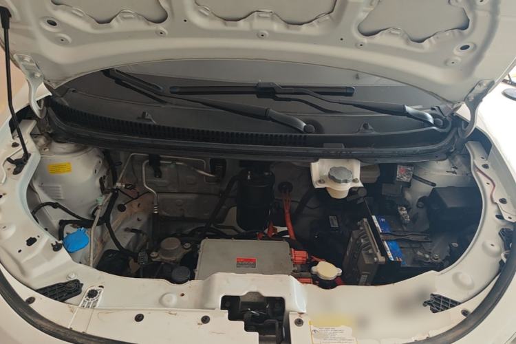 Used SOL E10X 2021 Jimei Edition 302km Luxury Model Engine Bay