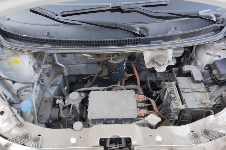 Used SOL E10X 2021 302 km Range Luxury Version 30.2 kWh Engine Bay