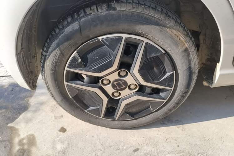 Used SOL E10X 2021 Jimei Edition 302km Fashionable Model Exterior 5