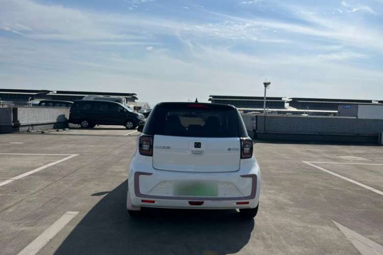 Used SOL E10X 2021 302 km Range Fashion Edition 31.4 kWh Exterior 6