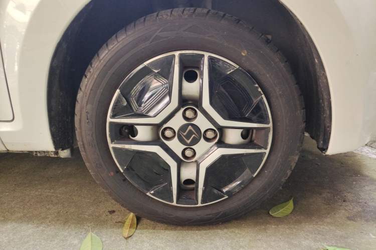 Used SOL E10X 2021 150 km Basic Version Exterior 7