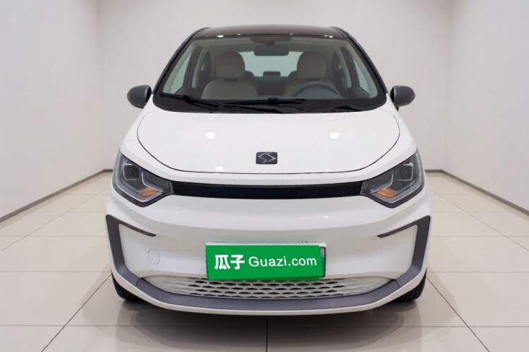 Used SOL E10X 2021 302 km Range Luxury Version 31.4 kWh Front