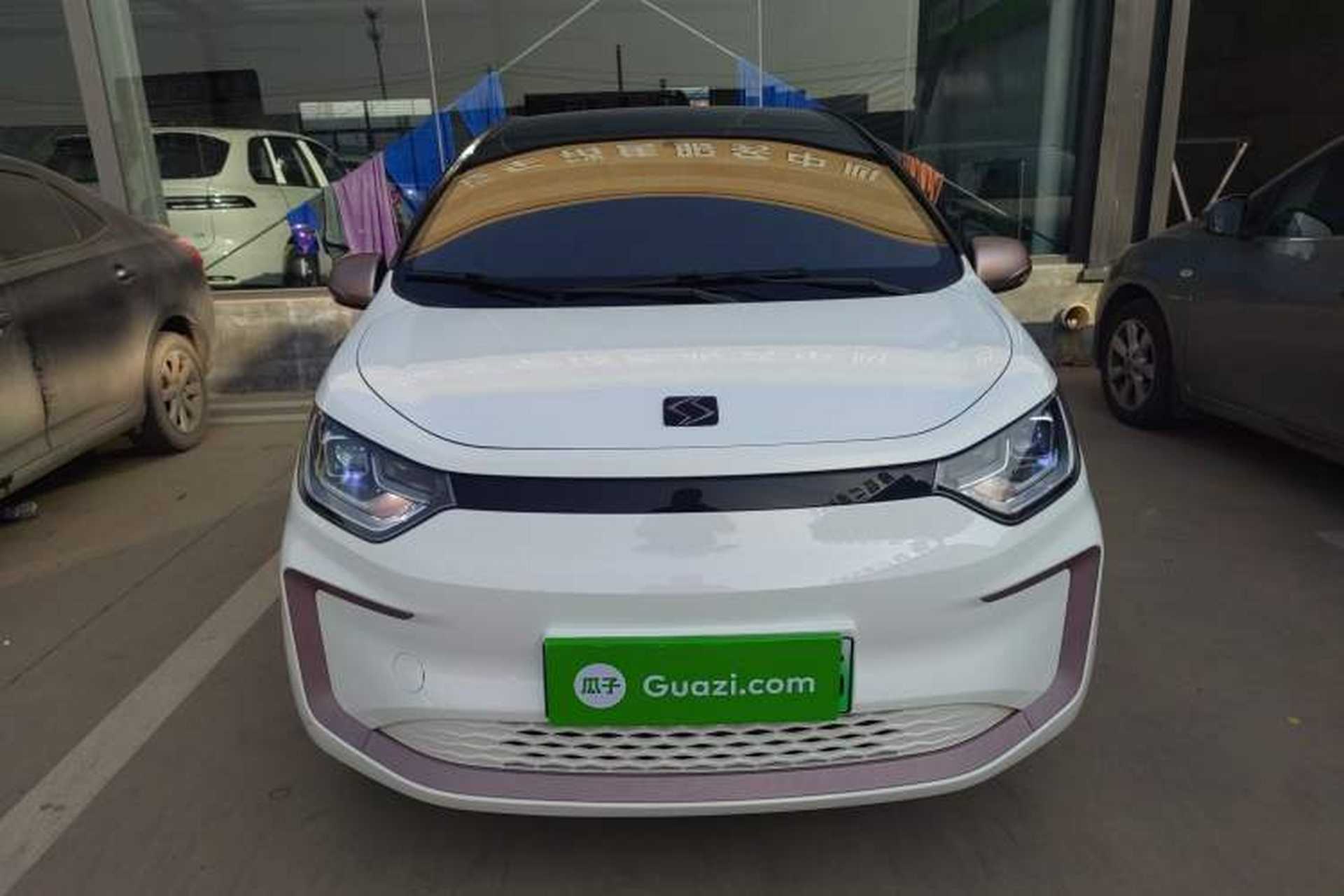 Used SOL E10X 2021 302 km Range Fashion Edition 30.2 kWh Front