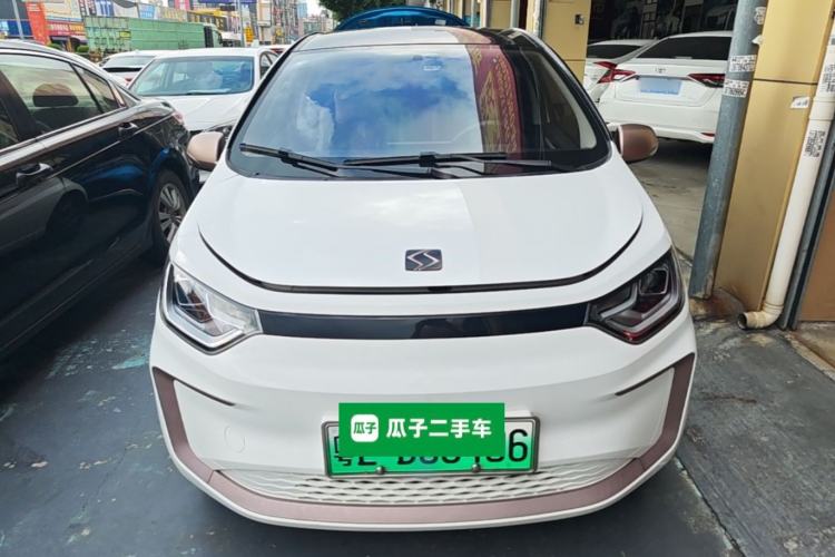 Used SOL E10X 2021 302 km Range Fashion Edition 31.4 kWh Front