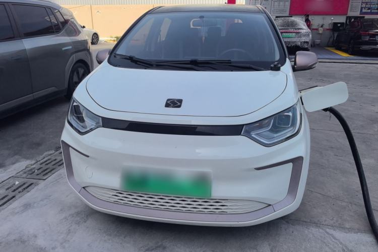 Used SOL E10X 2021 302 km Range Luxury Version 31.4 kWh Front