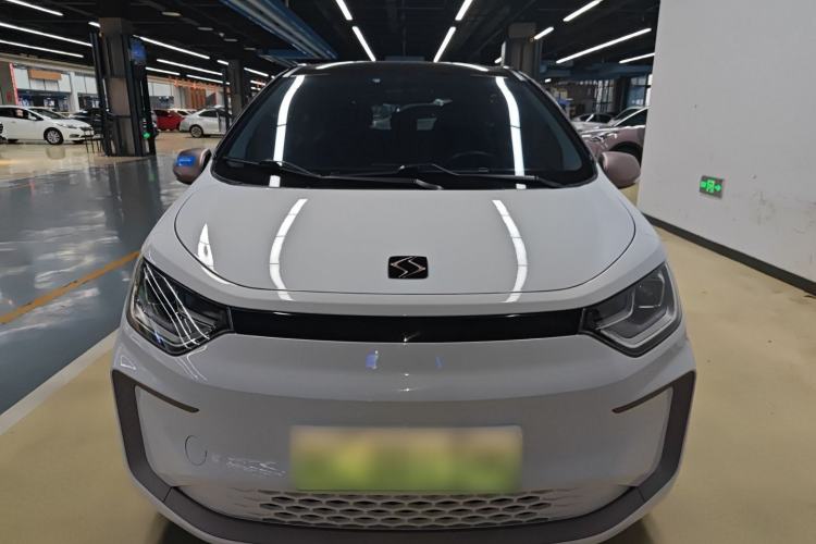 Used SOL E10X 2021 302 km Range Fashion Edition 31.4 kWh Front