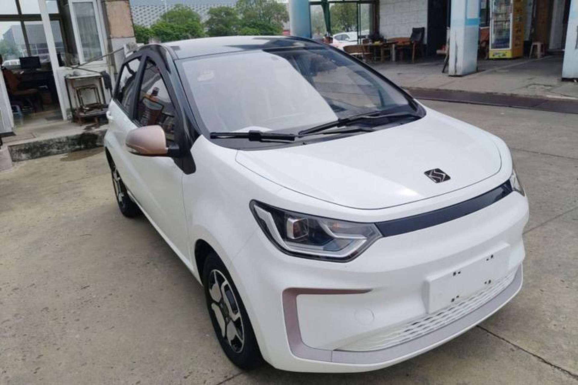 Used SOL E10X 2021 Jimei Edition 302km Luxury Model Front Right 45 Deg
