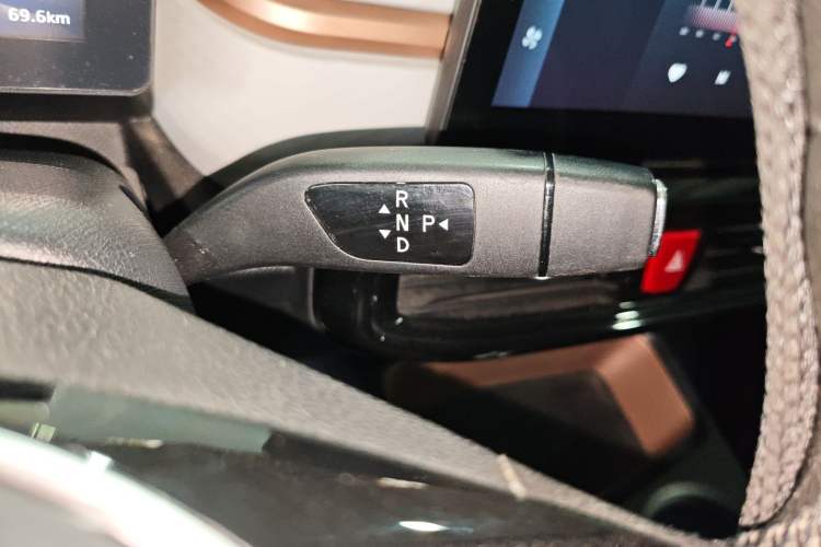 Used SOL E10X 2021 Jimei Edition 302km Fashionable Model Gear Lever