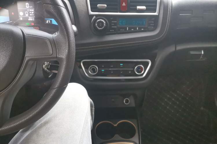 Used SOL E10X 2021 200km Comfort Edition Gear Lever