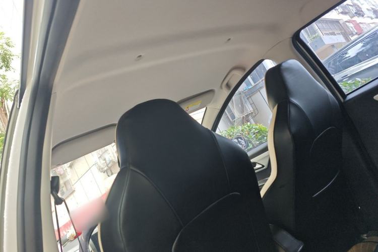 Used SOL E10X 2021 302 km Range Fashion Edition 31.4 kWh Headliner