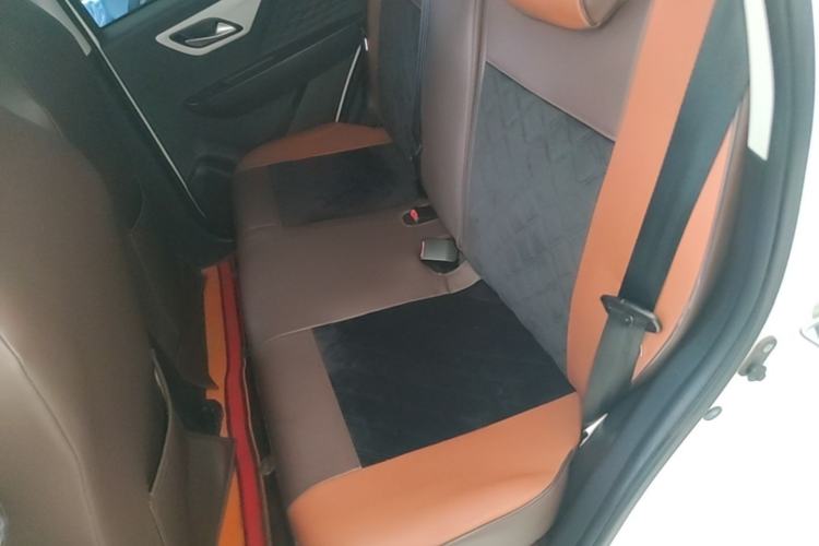 Used SOL E10X 2021 302 km Range Luxury Version 31.4 kWh Interior 4