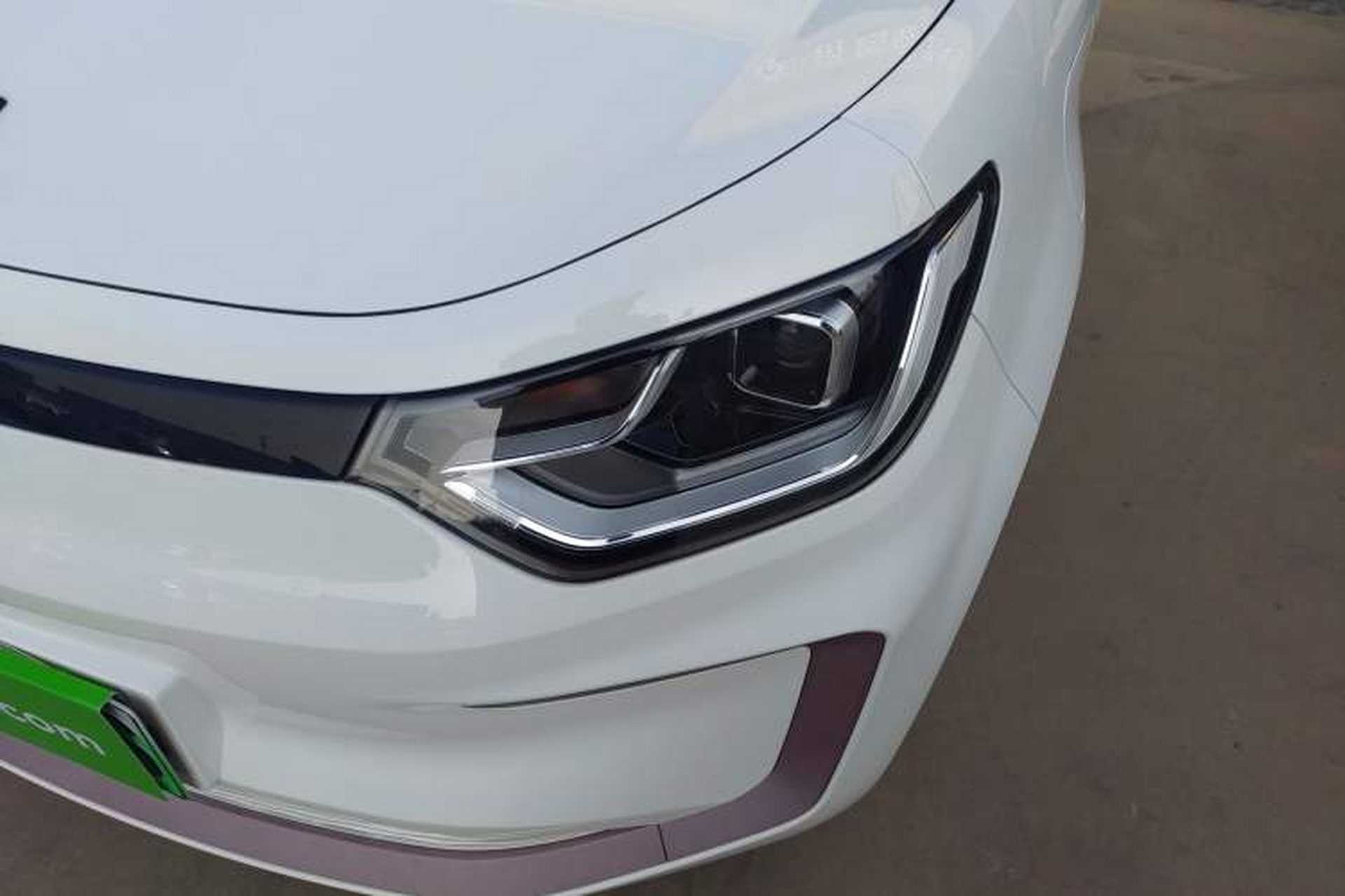 Used SOL E10X 2021 302 km Range Fashion Edition 30.2 kWh Left Front Headlight