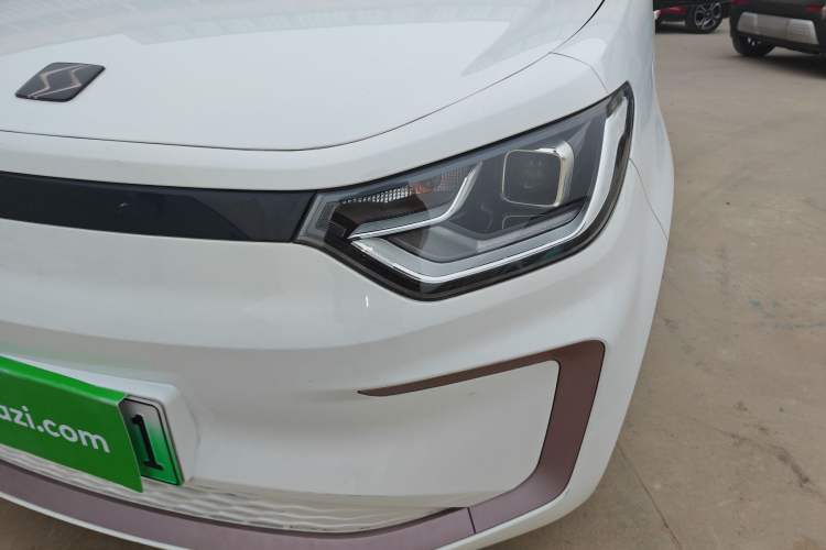 Used SOL E10X 2021 302 km Range Ultra-Advanced Version 31.4 kWh Left Front Headlight