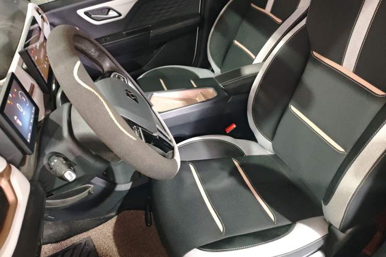 Used SOL E10X 2021 Jimei Edition 302km Fashionable Model Left Front Seat