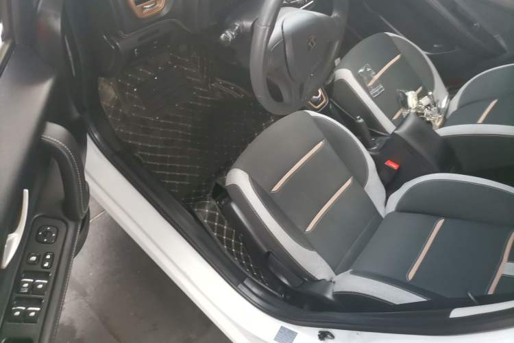 Used SOL E10X 2021 200km Comfort Edition Left Front Seat