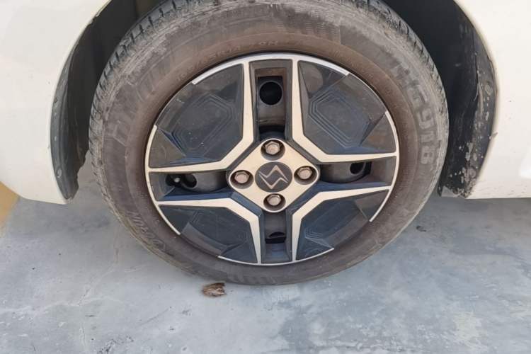 Used SOL E10X 2021 Jimei Edition 302km Fashionable Model Left Front Wheel Hub