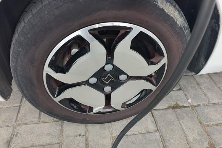 Used SOL E10X 2021 Jimei Edition 302km Luxury Model Left Front Wheel Hub