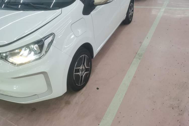 Used SOL E10X 2021 Jimei Edition 302km Fashionable Model Left Front Wheel Hub