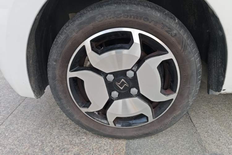 Used SOL E10X 2021 302km Range Superior Version 30.2 kWh Left Front Wheel Hub
