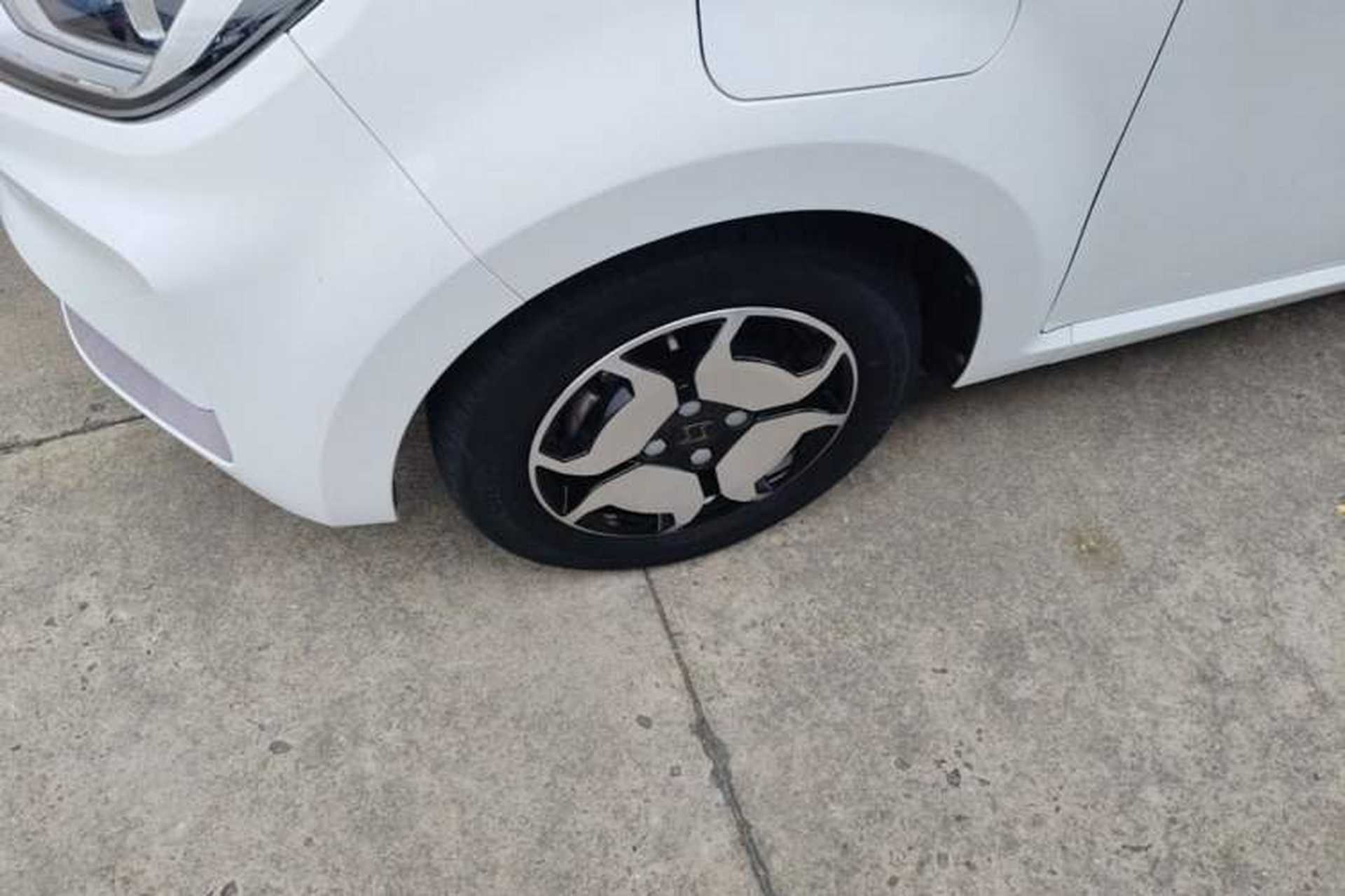 Used SOL E10X 2021 Jimei Edition 302km Luxury Model Left Front Wheel Hub