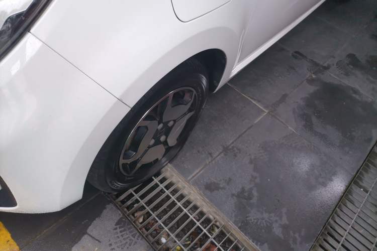 Used SOL E10X 2021 200km Comfort Edition Left Front Wheel Hub