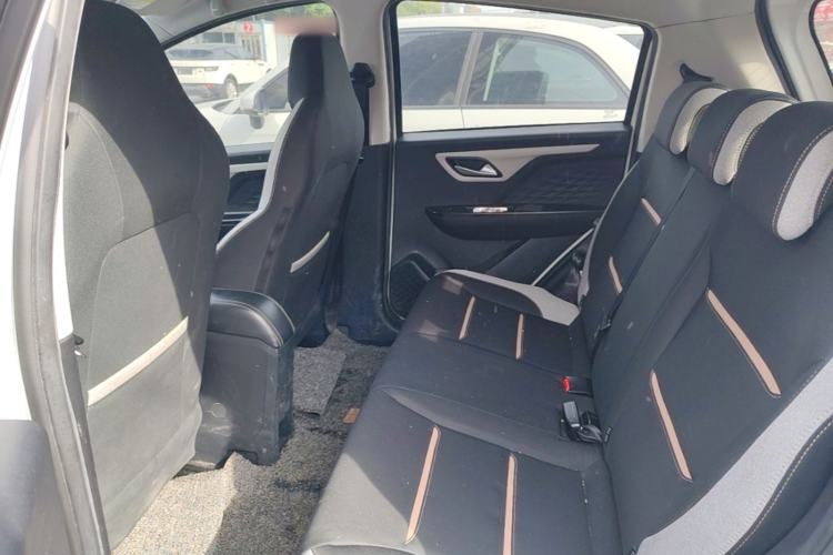Used SOL E10X 2021 302 km Range Fashion Edition 31.4 kWh Left Rear Seat