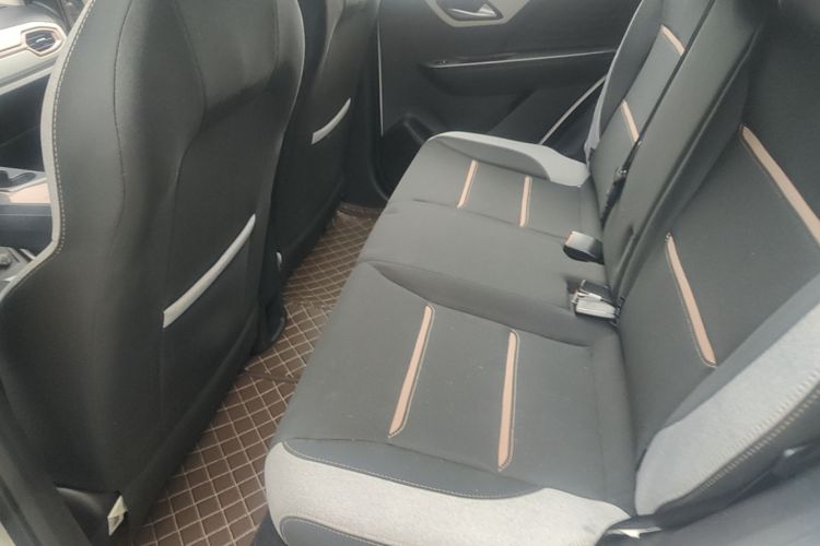 Used SOL E10X 2021 302 km Range Fashion Edition 31.4 kWh Left Rear Seat