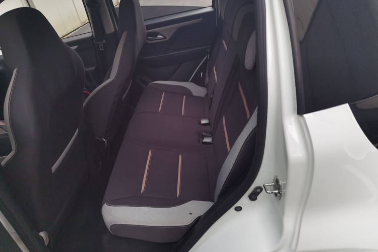 Used SOL E10X 2021 302 km Range Luxury Version 30.2 kWh Left Rear Seat