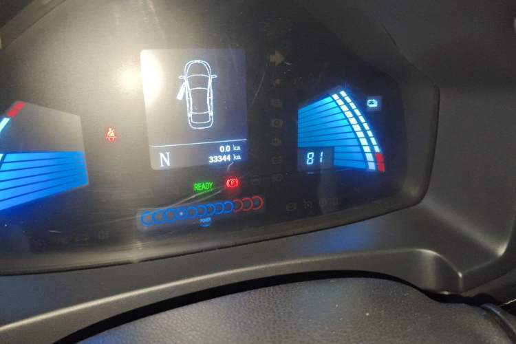 Used SOL E10X 2021 200km Classic Type Odometer Close Up