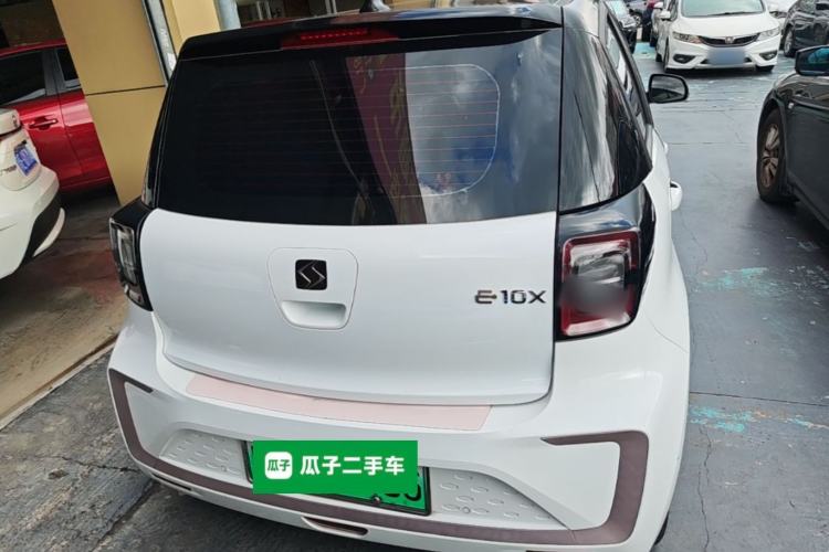 Used SOL E10X 2021 302 km Range Fashion Edition 31.4 kWh Rear