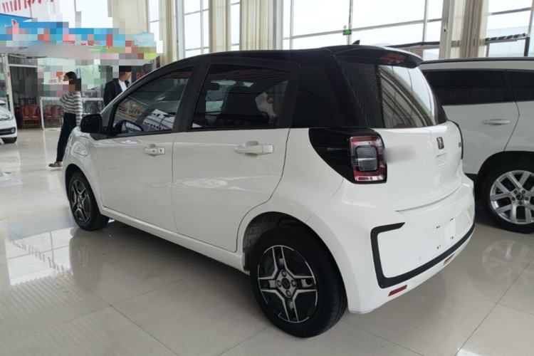 Used SOL E10X 2021 302 km Range Fashion Edition 31.4 kWh Rear Left 45 Deg