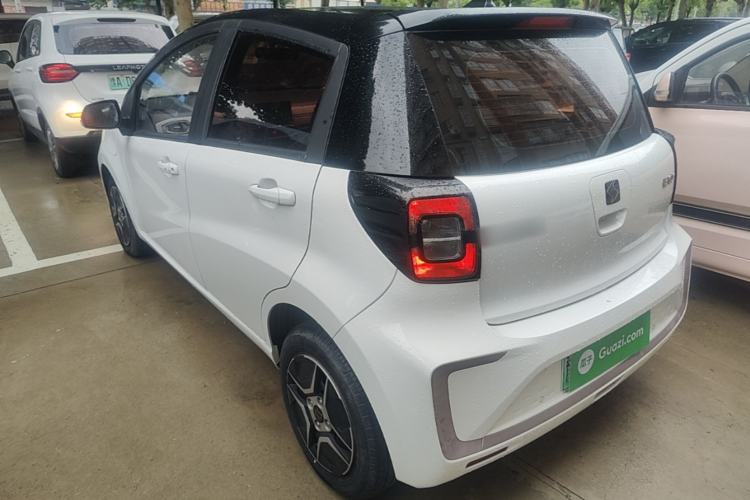 Used SOL E10X 2021 302 km Range Fashion Edition 31.4 kWh Rear Left 45 Deg