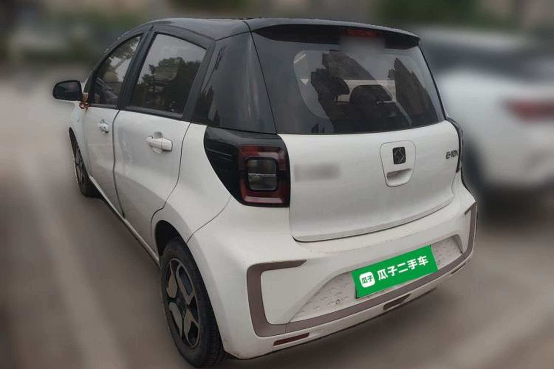 Used SOL E10X 2021 302 km Range Luxury Version 30.2 kWh Rear Left 45 Deg