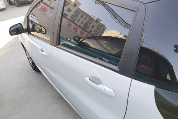 Used SOL E10X 2021 302 km Range Luxury Version 30.2 kWh Rear Left 45 Deg