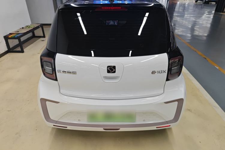 Used SOL E10X 2021 302 km Range Fashion Edition 31.4 kWh Rear